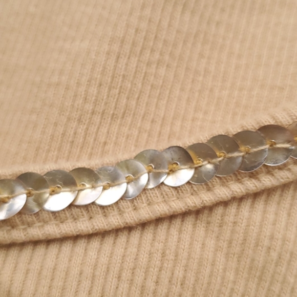 Tshirt - Picture 3 of 4